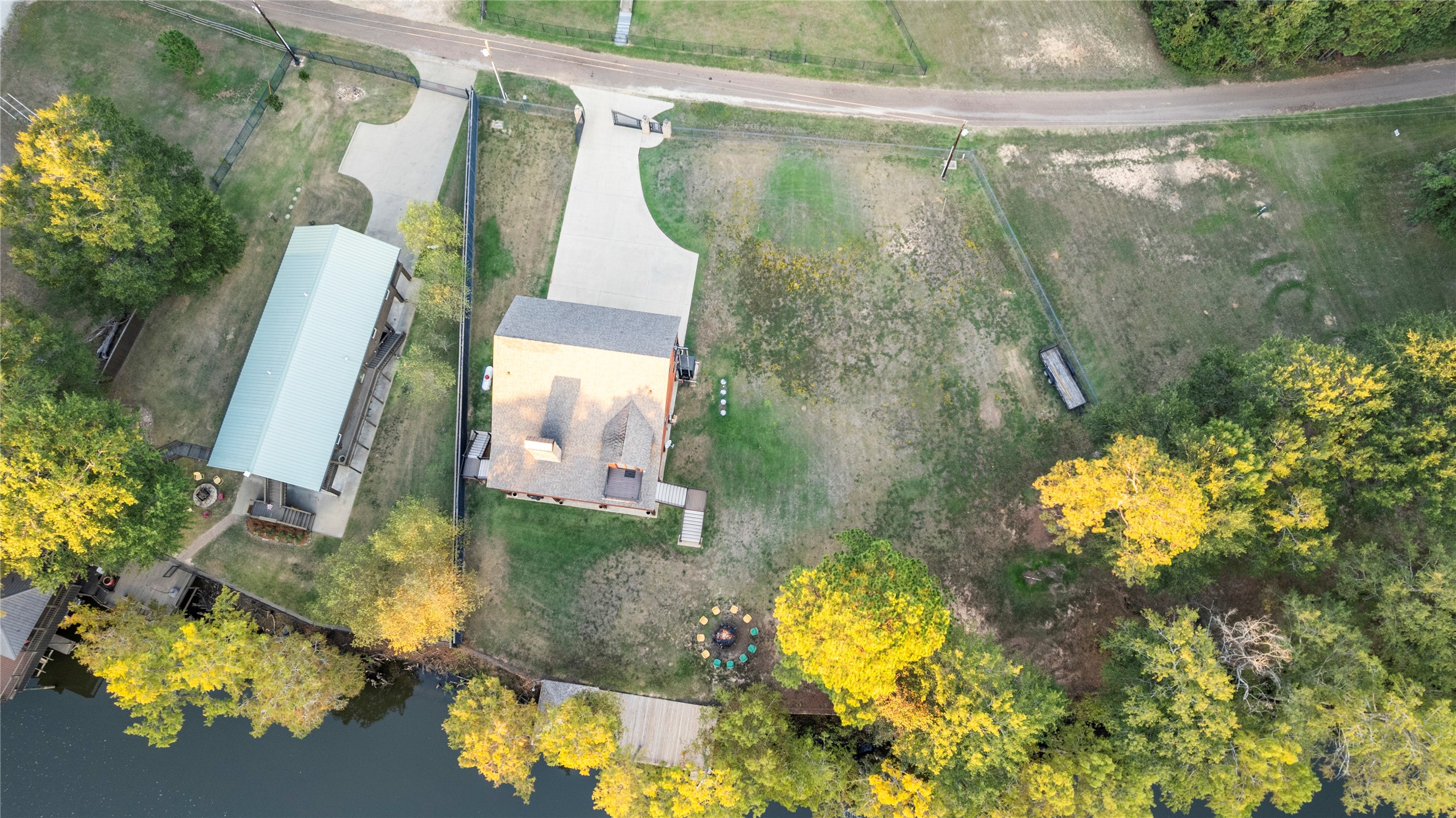 742 Private Road 7219 Jefferson TX 75657