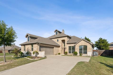 5002 Island Court Garland TX 75043