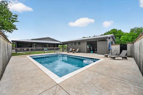6434 County Road 304 Grandview TX 76050
