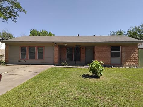 521 Pleasant Valley Road Garland TX 75040