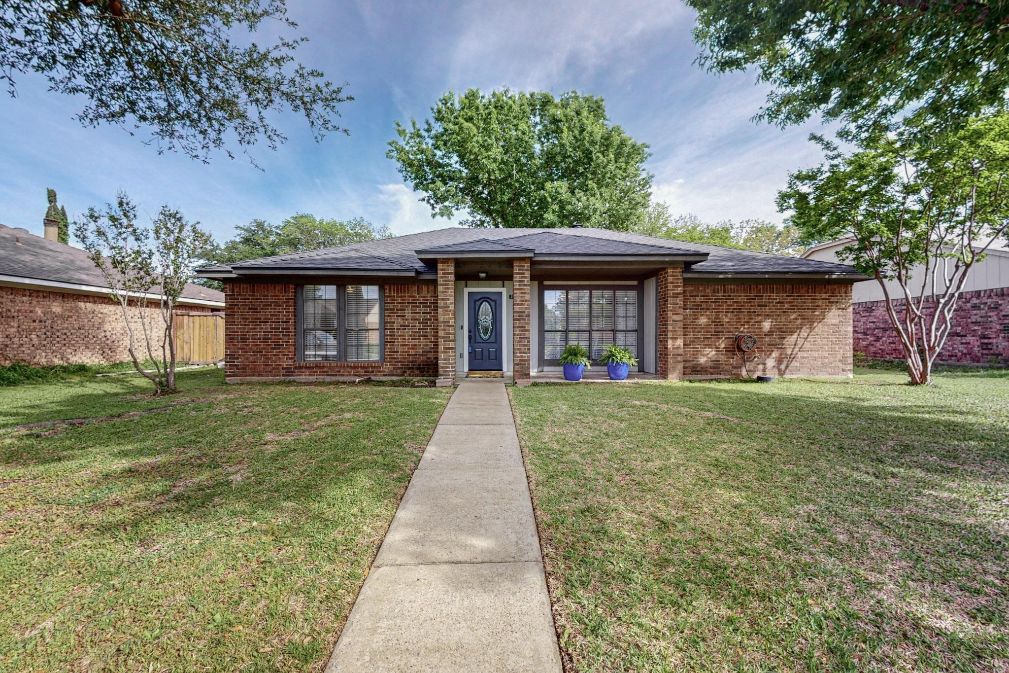 2510 Neal Drive Garland TX 75040