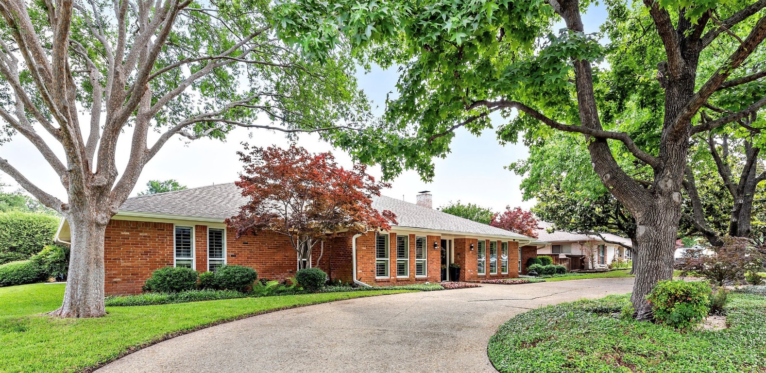 6816 Hunters Ridge Drive Dallas TX 75248