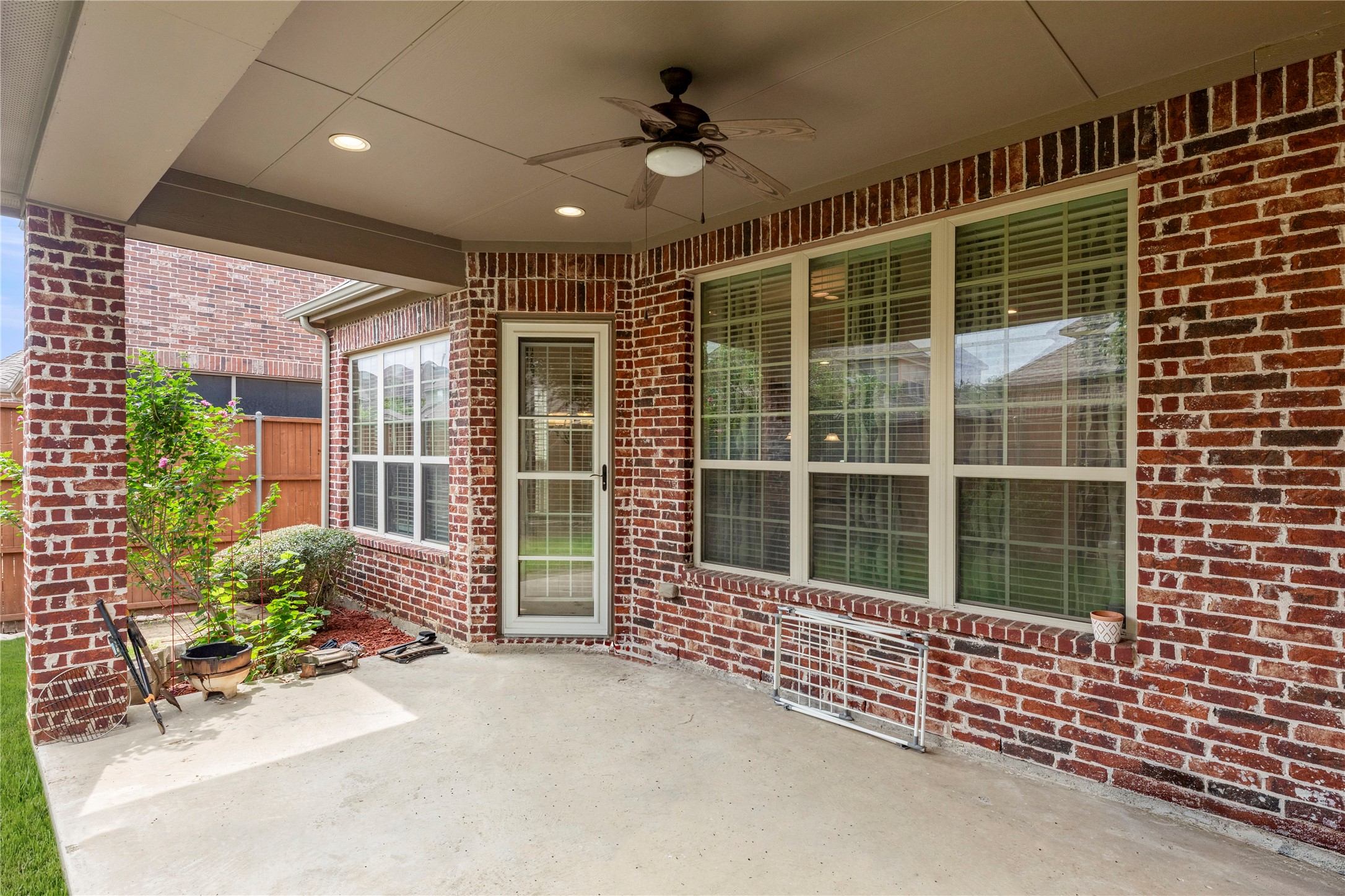 726 Sleepy Creek Drive Frisco TX 75036