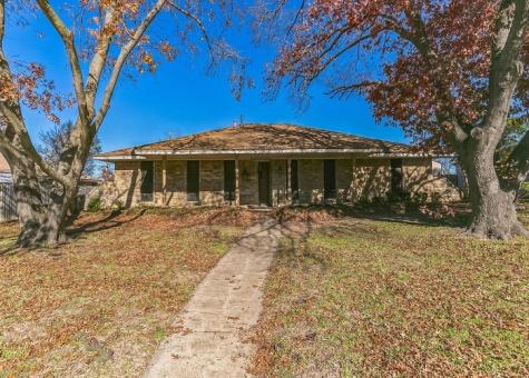 209 Abbey Lane Desoto TX 75115