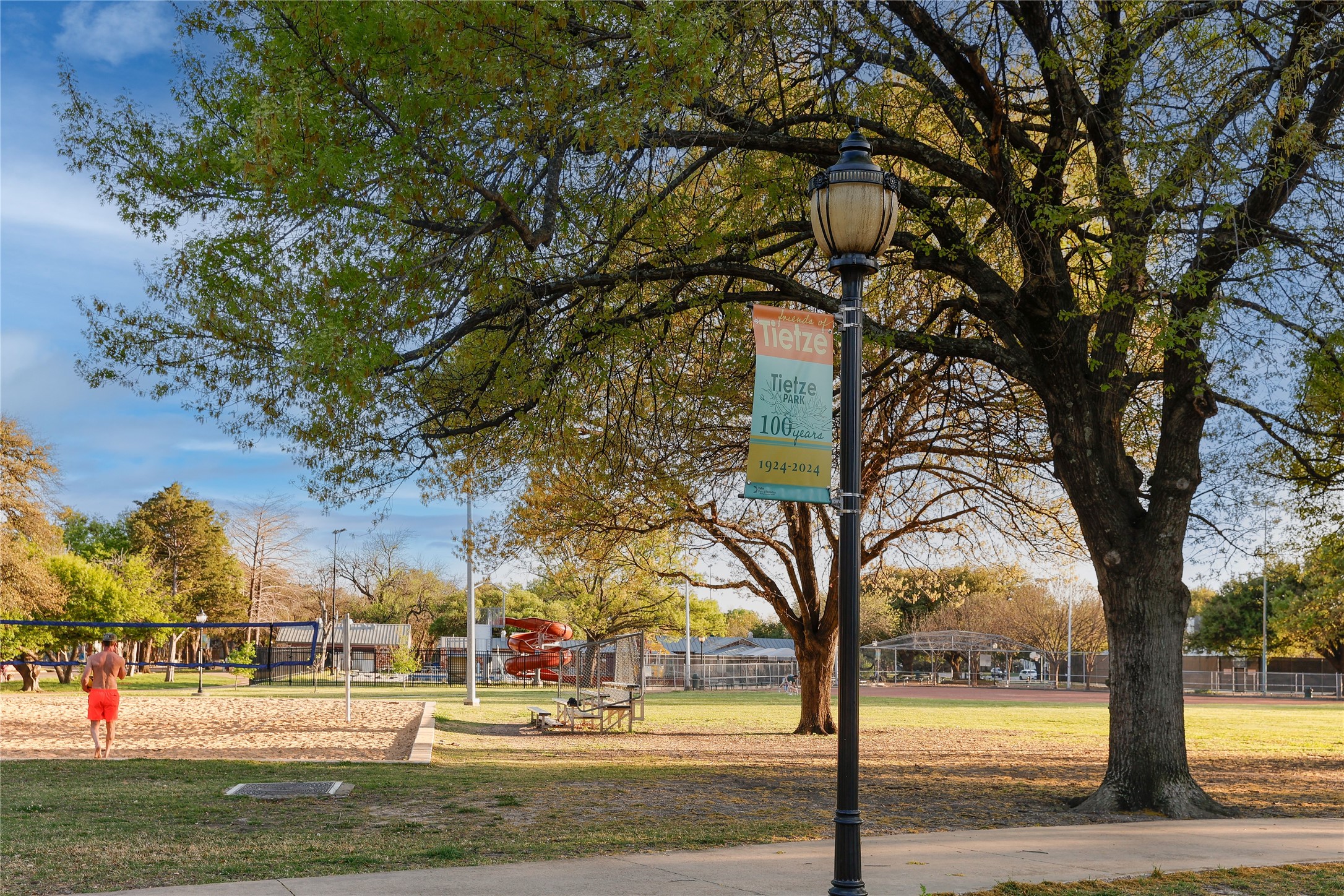6134 Monticello Avenue Dallas TX 75214