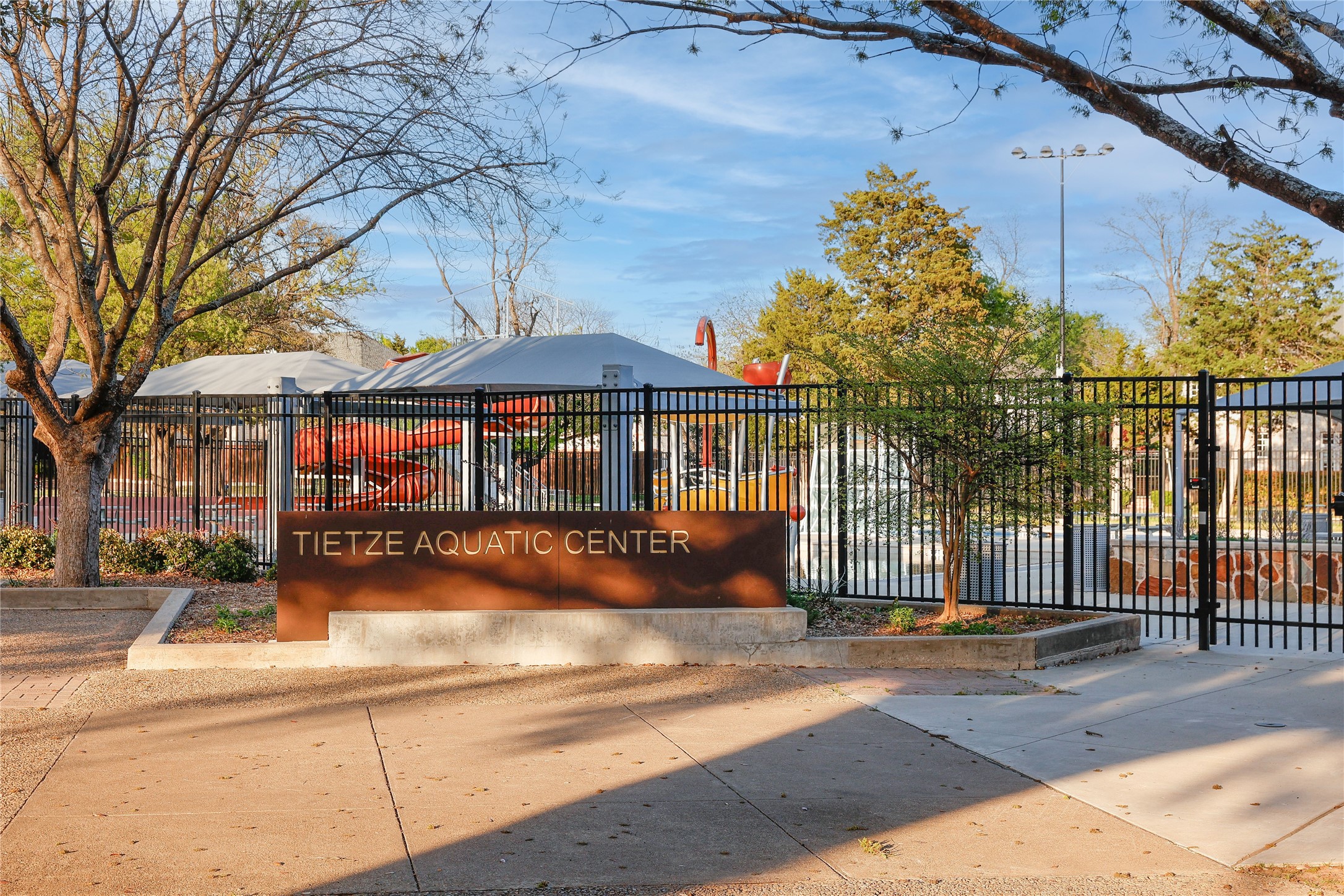 6134 Monticello Avenue Dallas TX 75214