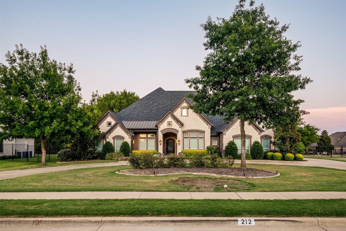212 Katy Lake Drive Waxahachie TX 75165