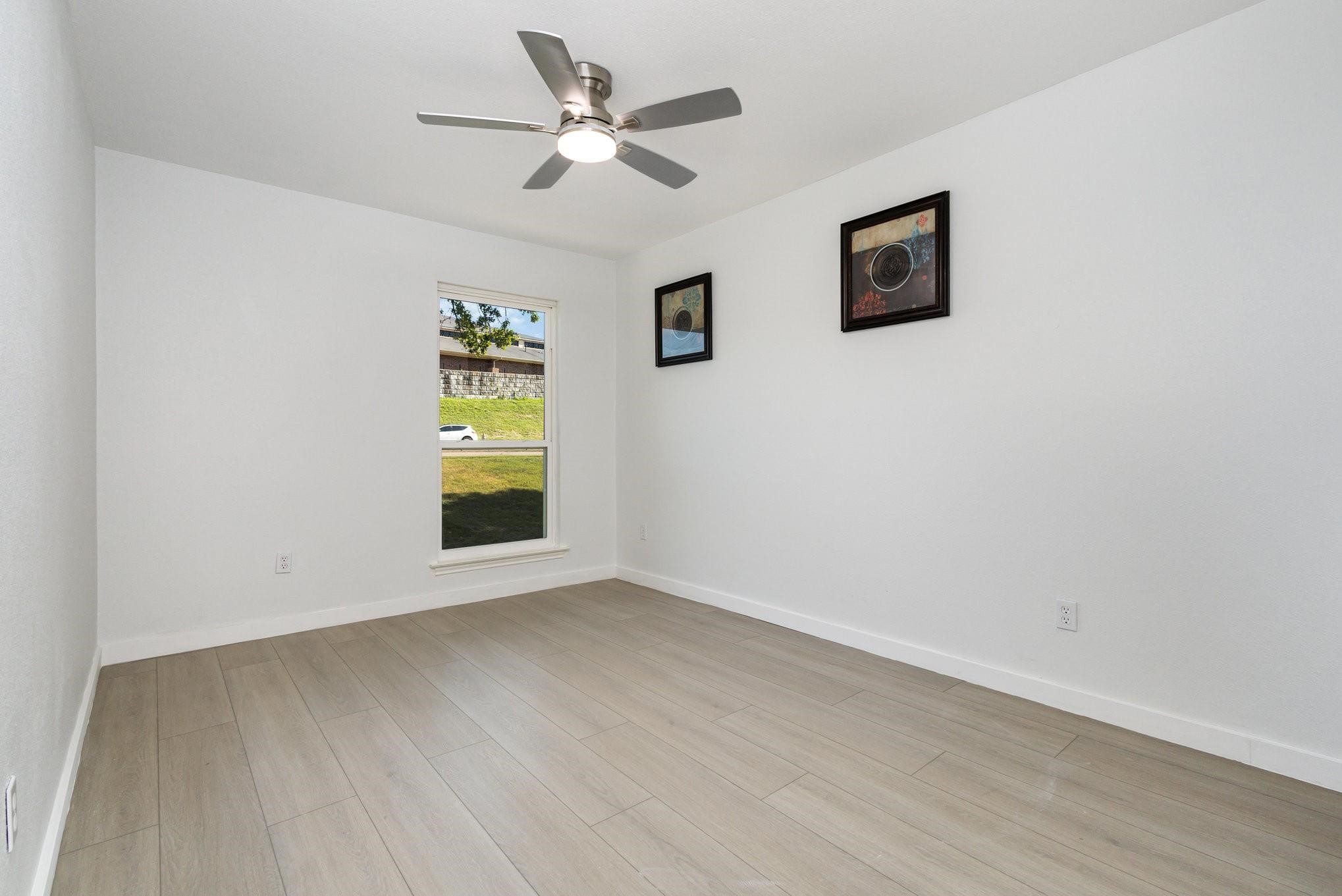 707 W Red Bird Lane Dallas TX 75232