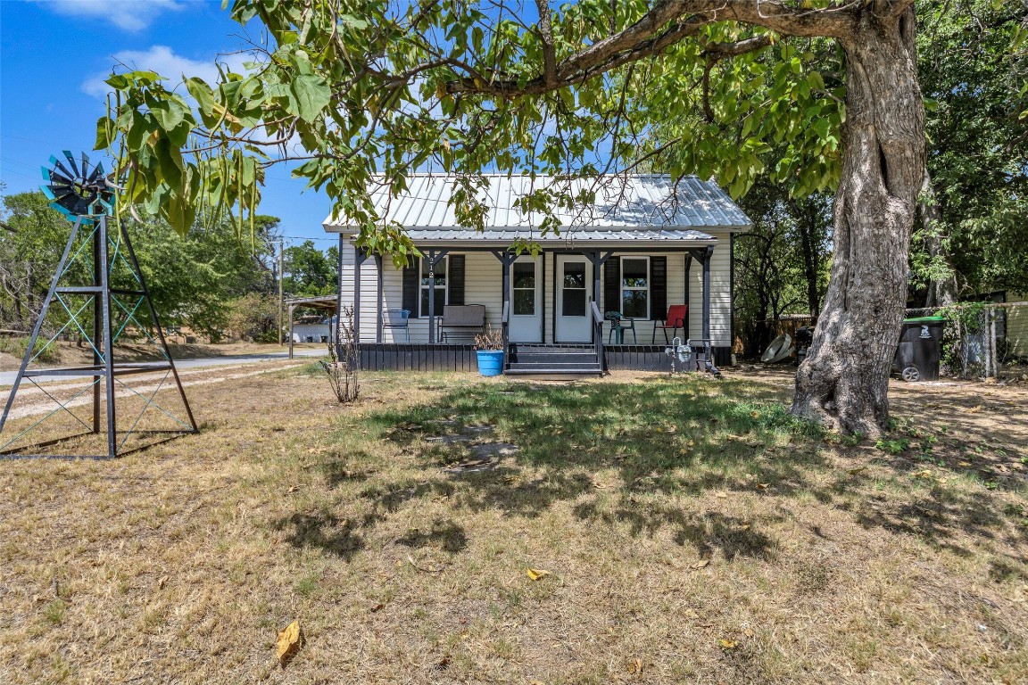 212 S Allen Street Boyd TX 76023
