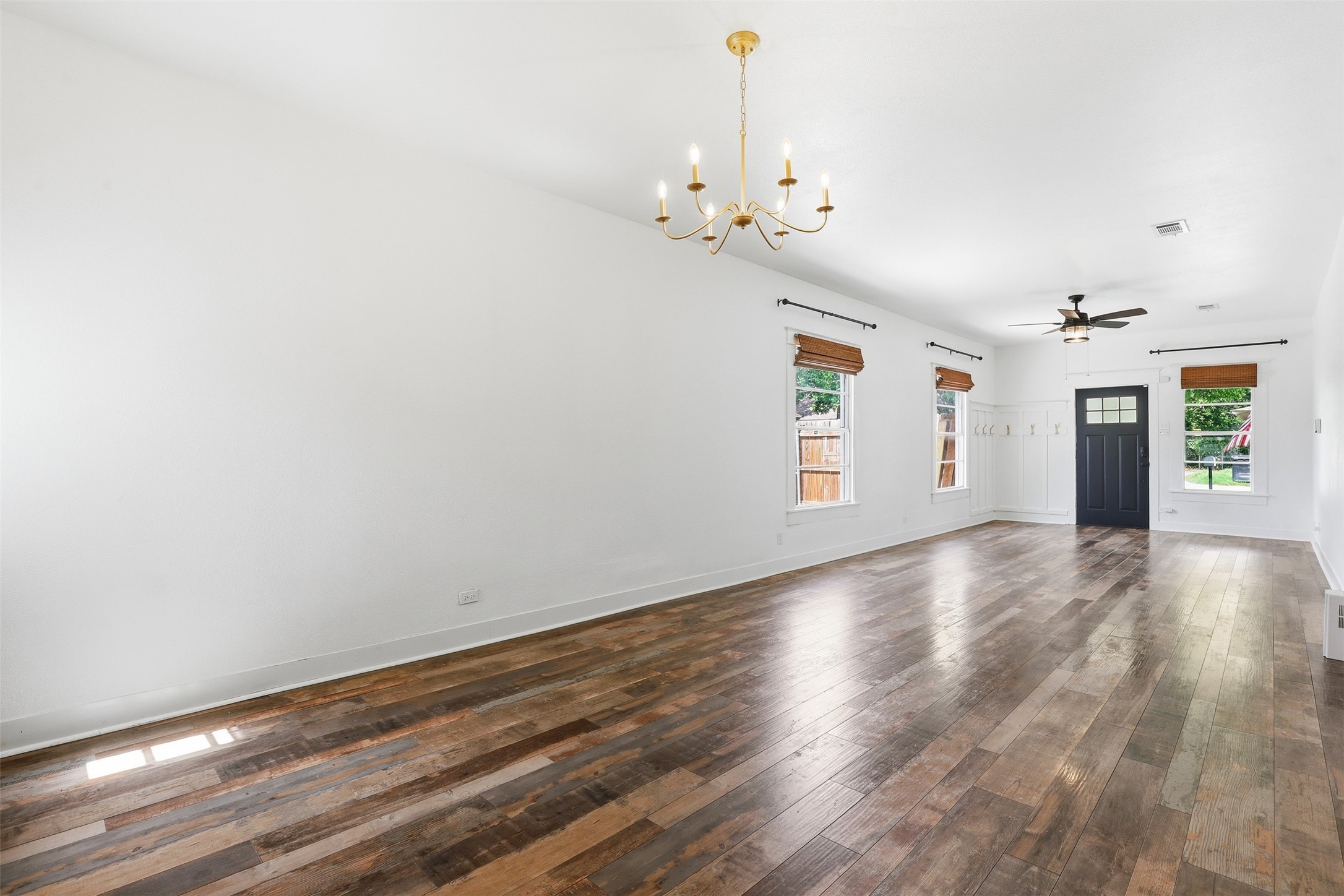 206 S Pendell Avenue Cleburne TX 76033