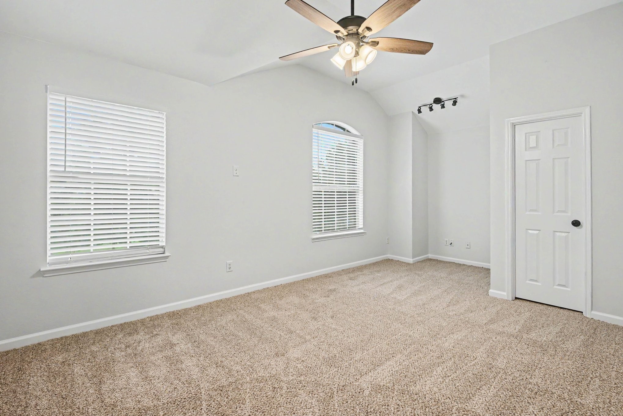 10005 Shelburne Road Fort Worth TX 76244