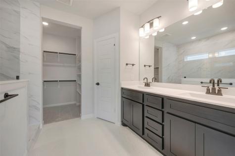 5825 Water Bridge Lane Fort Worth TX 76109