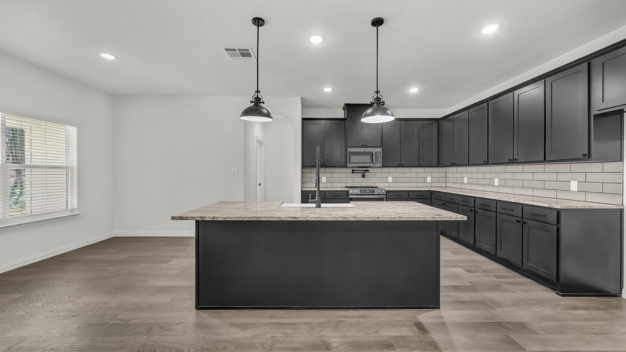139 Sedona Creek Court Poolville TX 76487