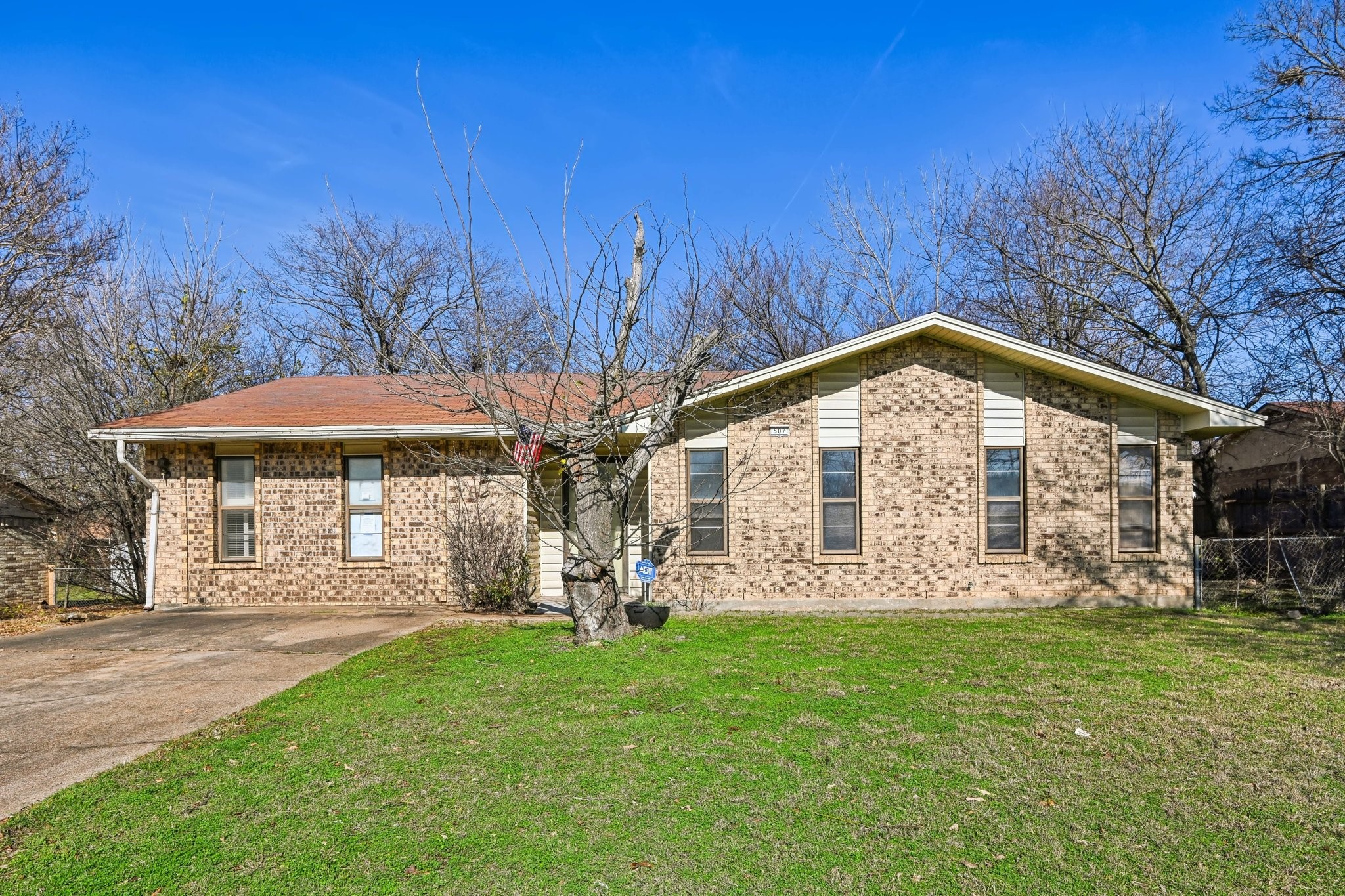 507 Pebble Road Duncanville TX 75116