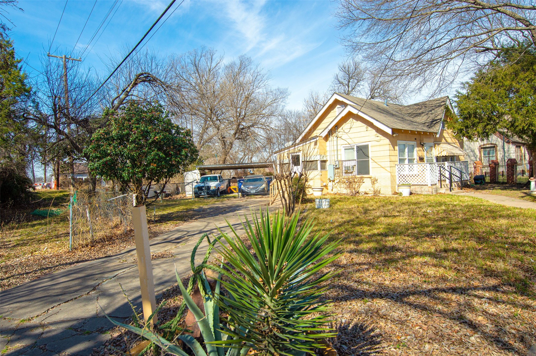 2011 Ramsey Avenue Dallas TX 75216