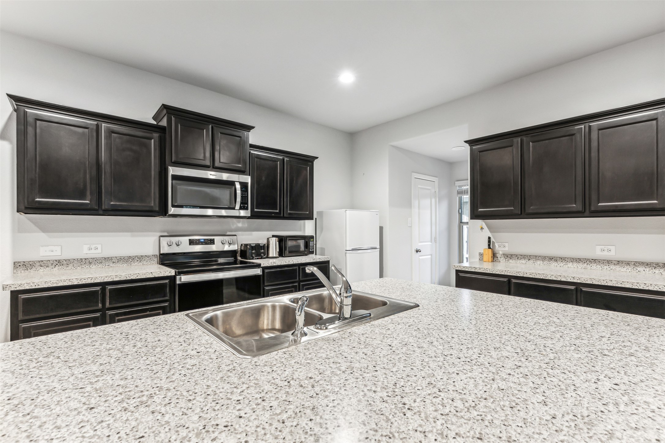 714 Wolf Creek Drive Cleburne TX 76033