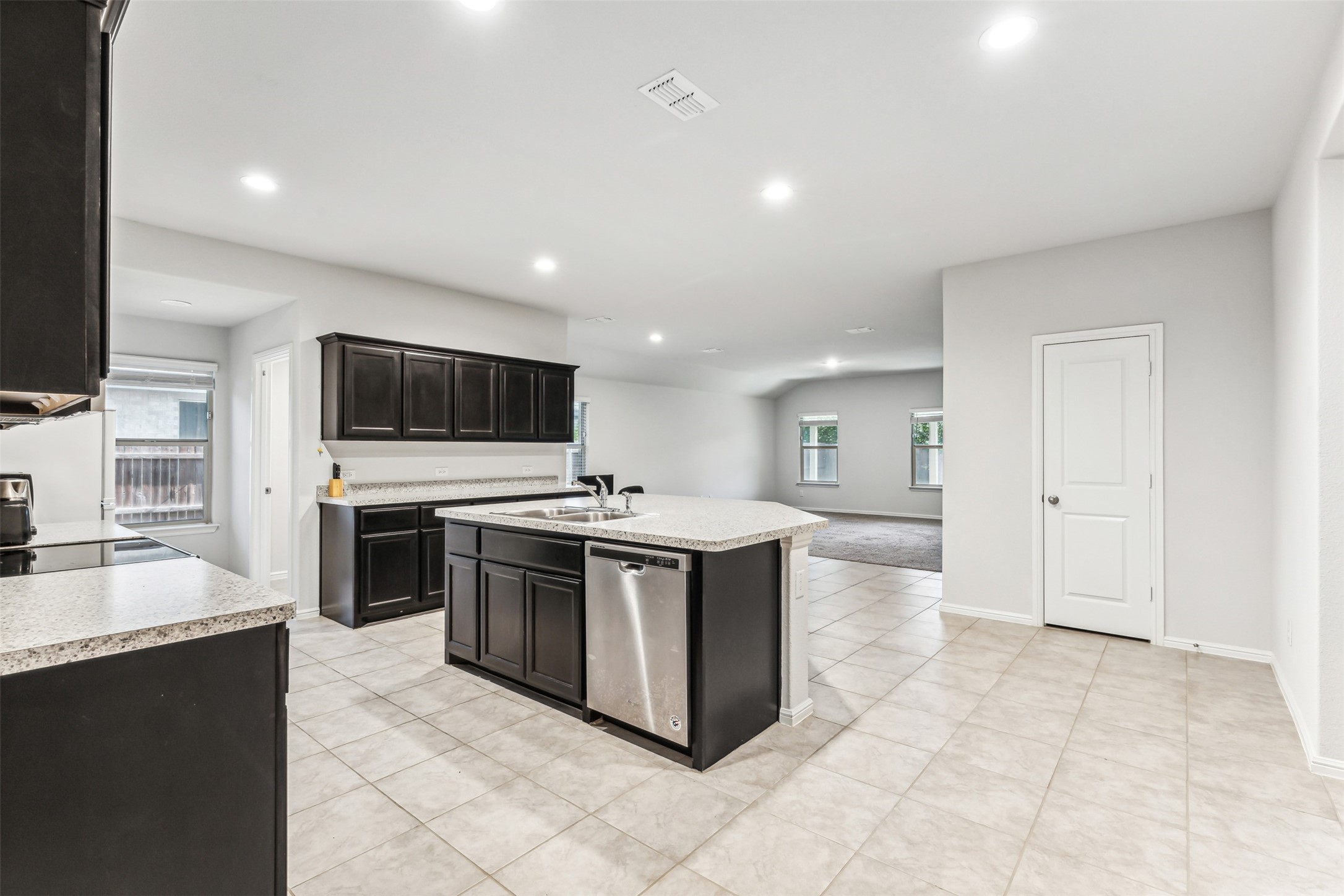 714 Wolf Creek Drive Cleburne TX 76033