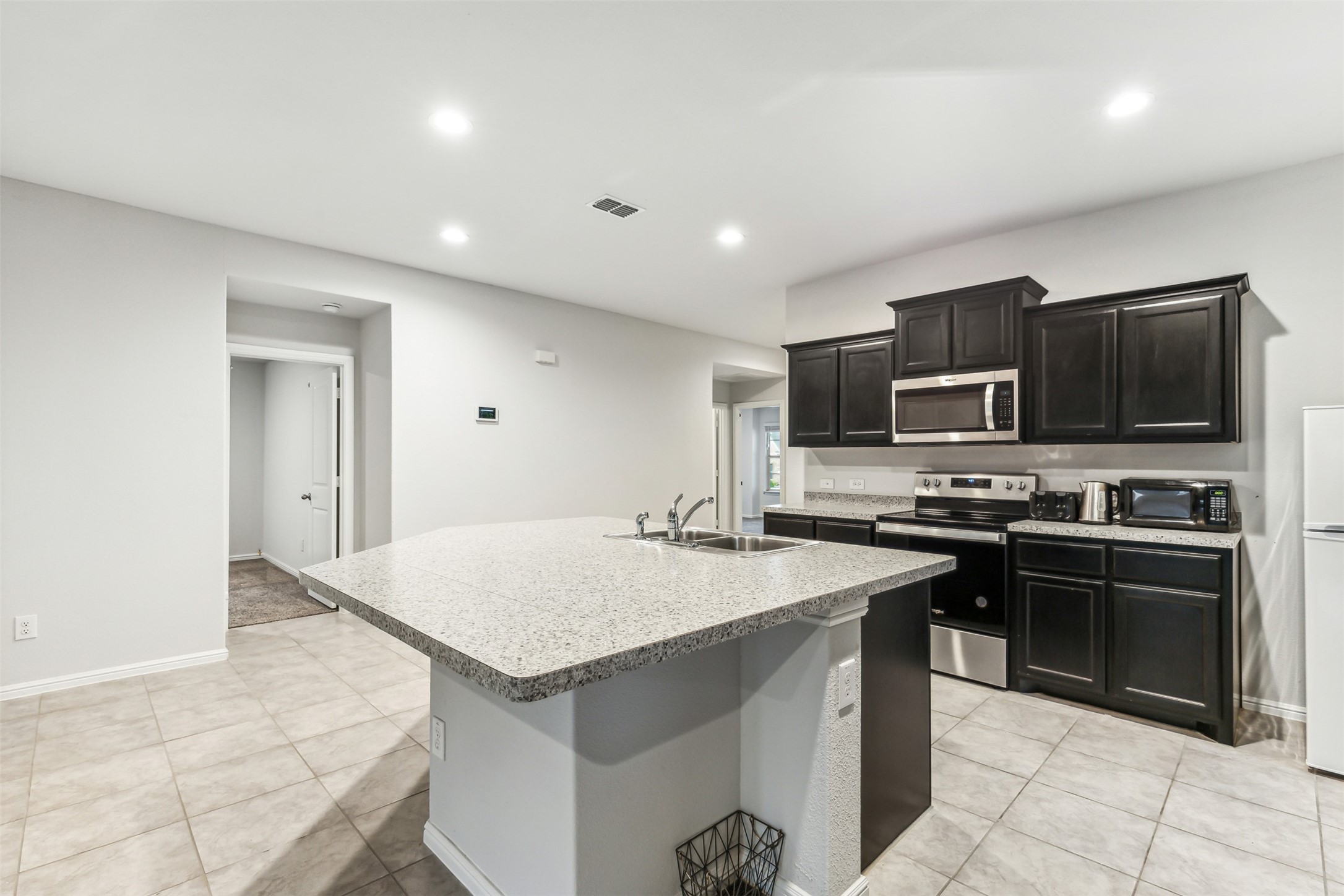 714 Wolf Creek Drive Cleburne TX 76033