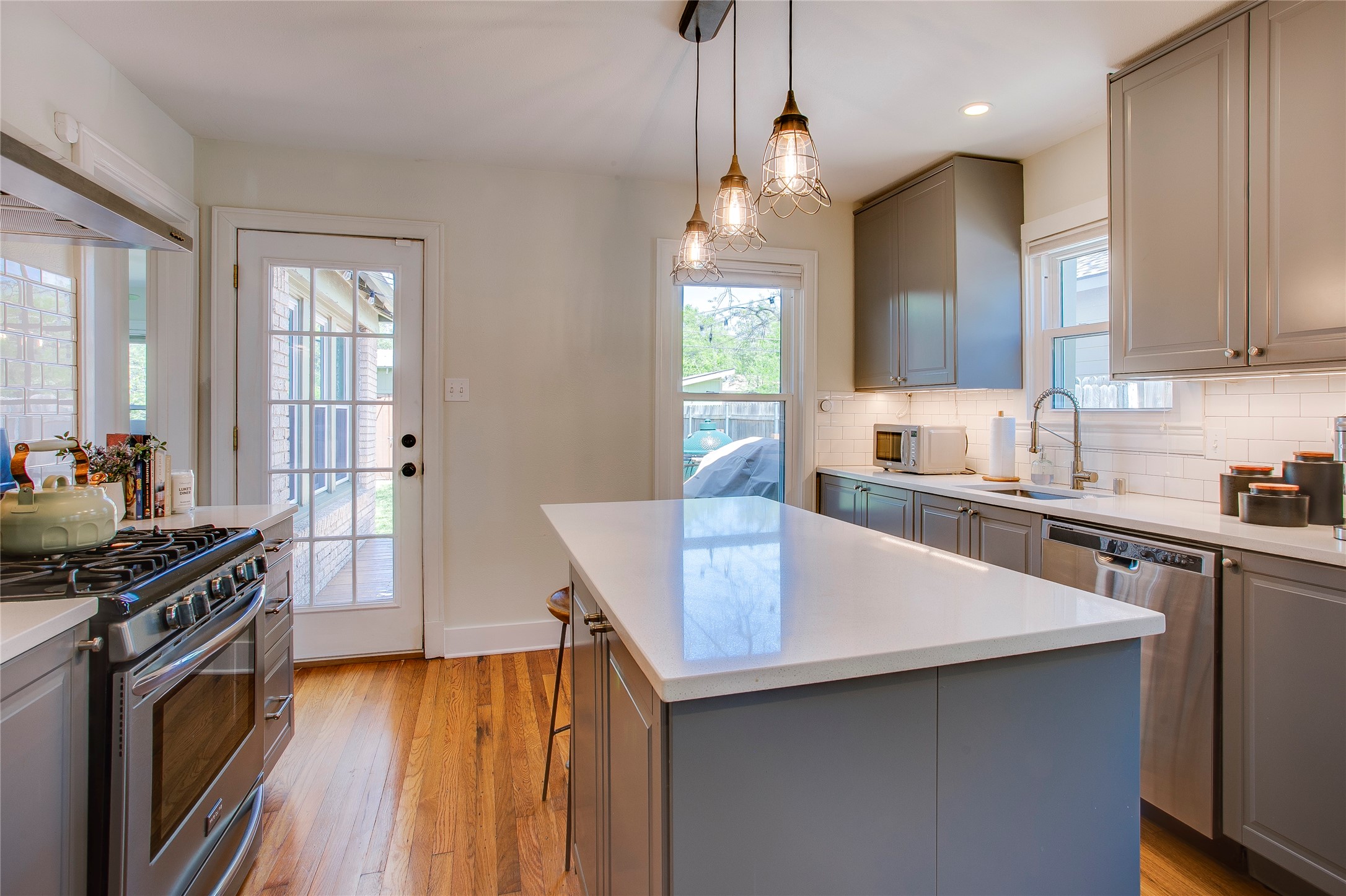 3343 Gibsondell Avenue Dallas TX 75211