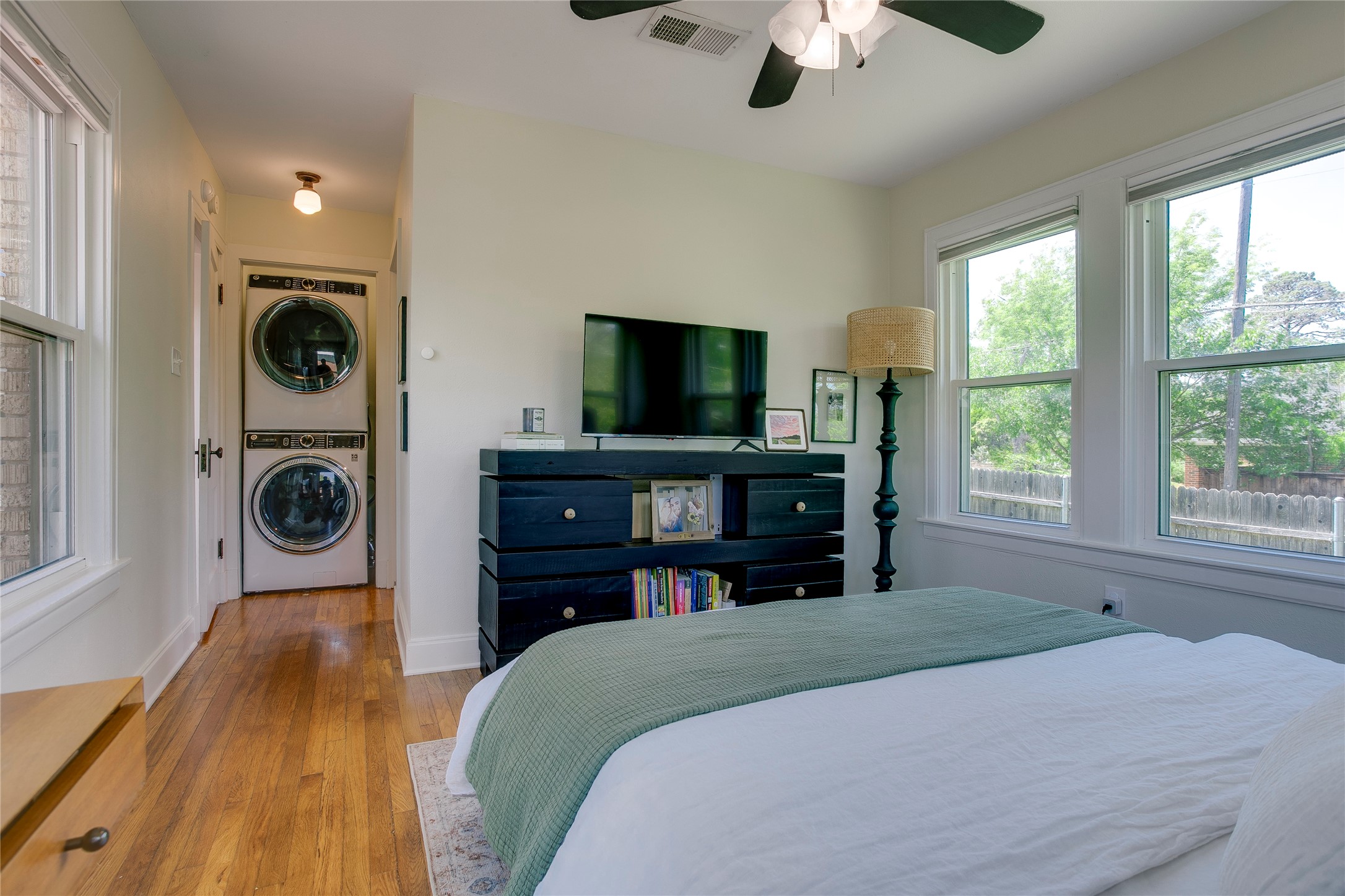3343 Gibsondell Avenue Dallas TX 75211