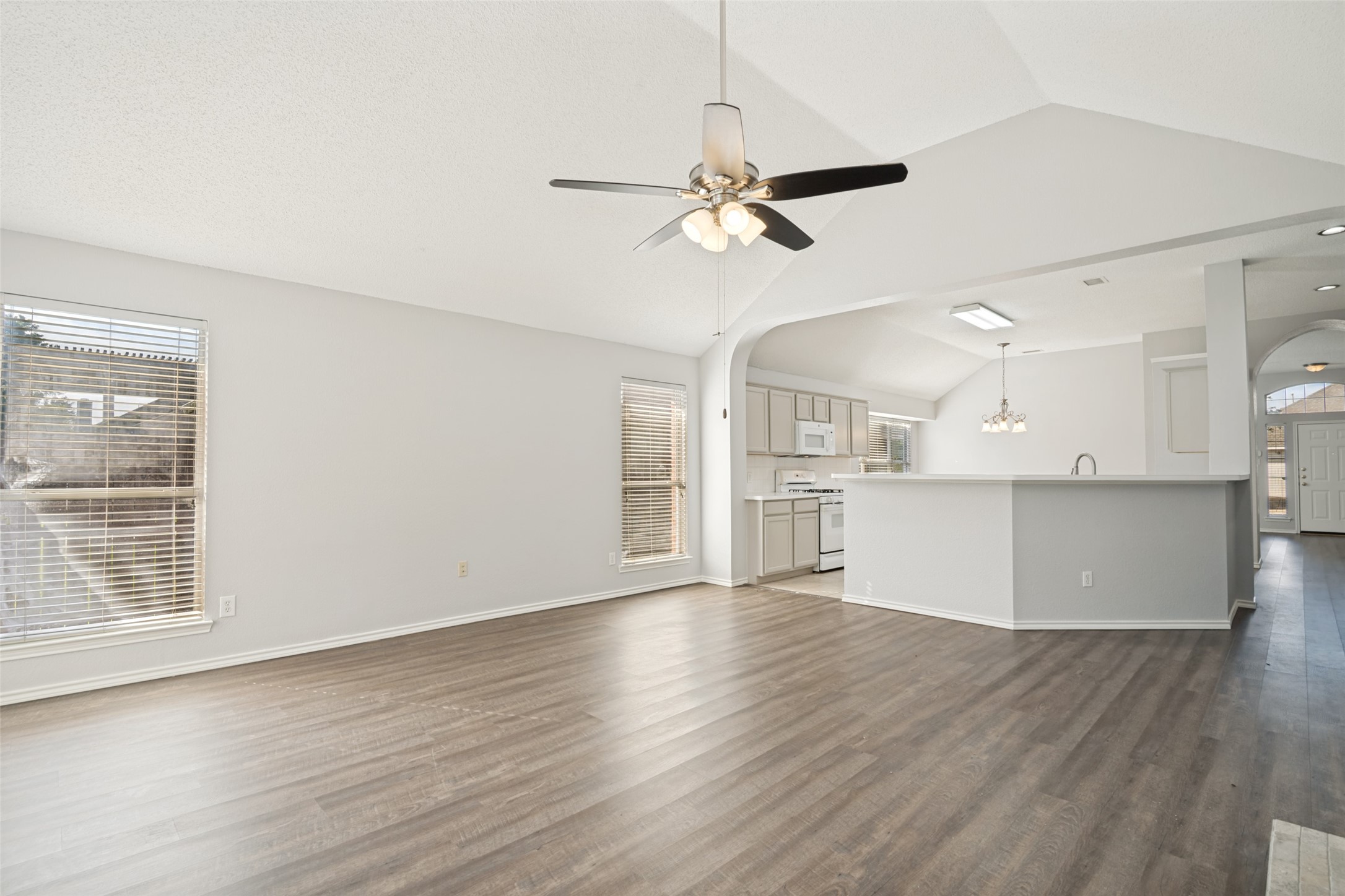 6504 Hillview Lane Sachse TX 75048
