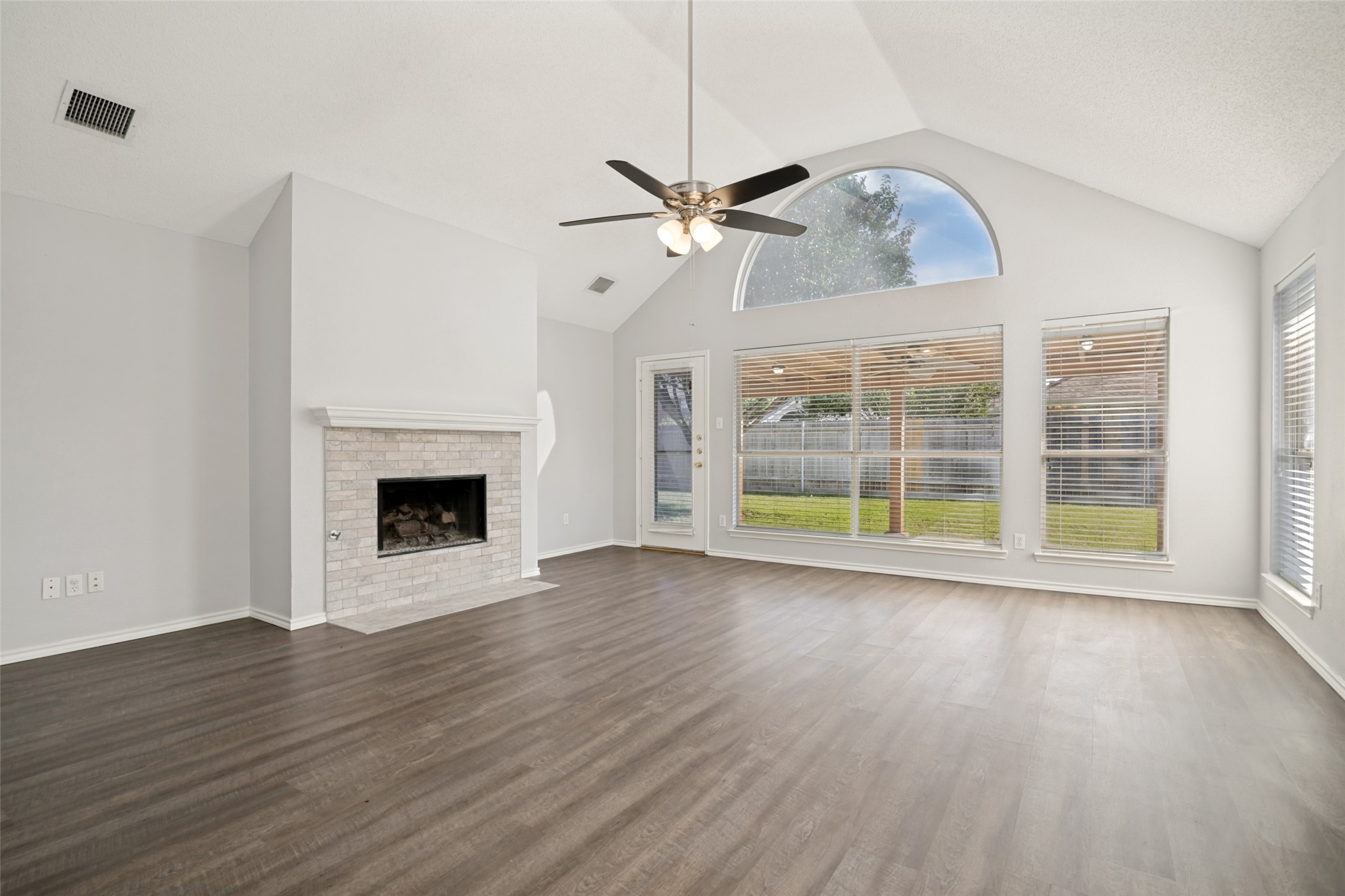 6504 Hillview Lane Sachse TX 75048