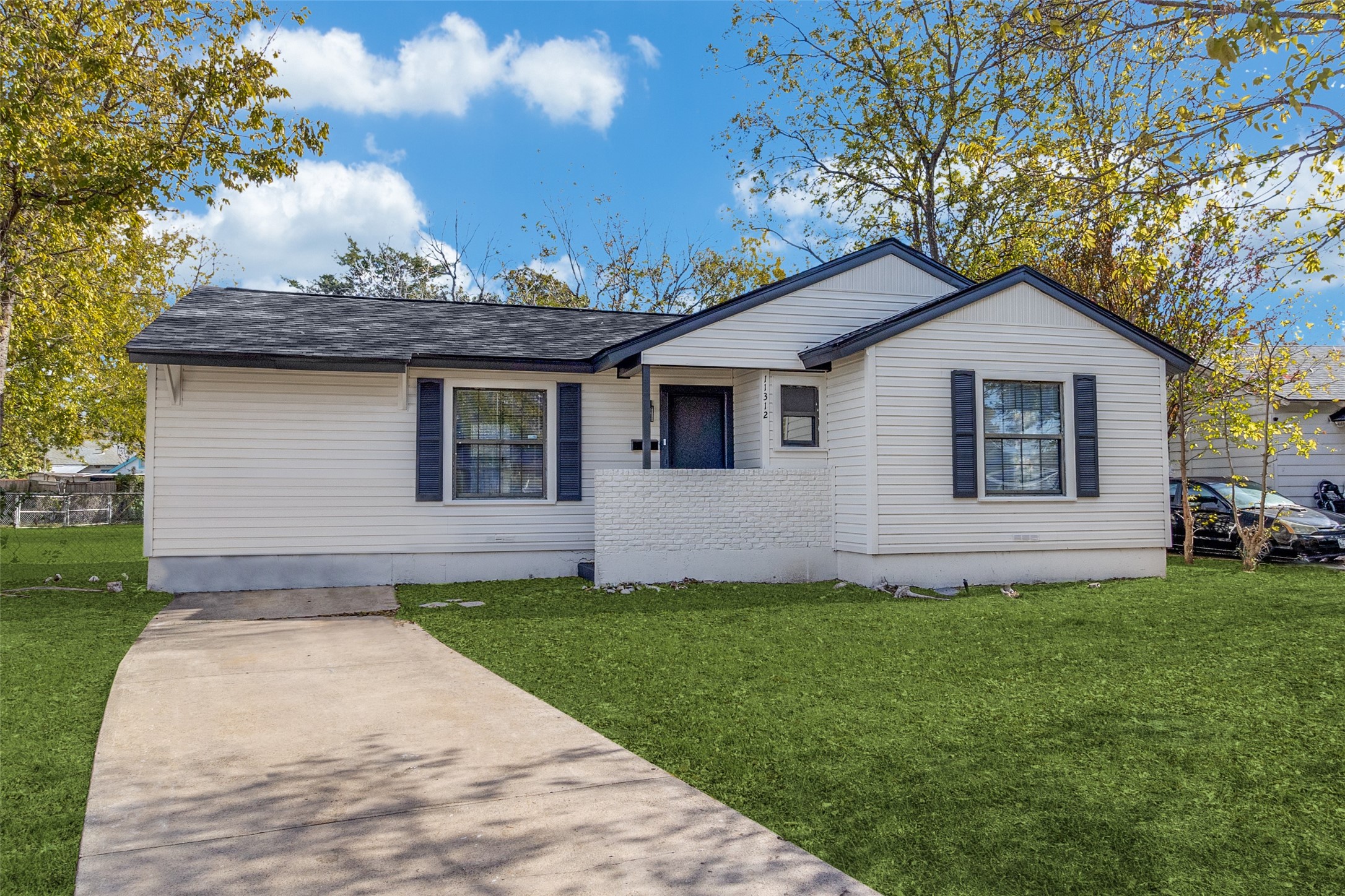 11312 Barbarosa Drive Dallas TX 75228