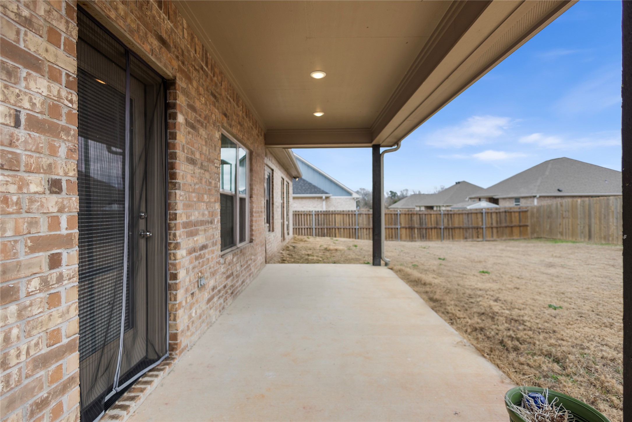 114 Rose Row Winona TX 75792