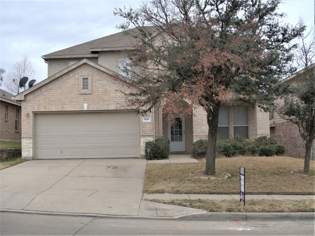 828 Bee Creek Lane Fort Worth TX 76120