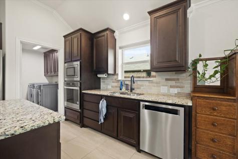 1420 Glade Meadows Drive Burleson TX 76058