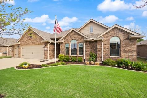 1420 Glade Meadows Drive Burleson TX 76058