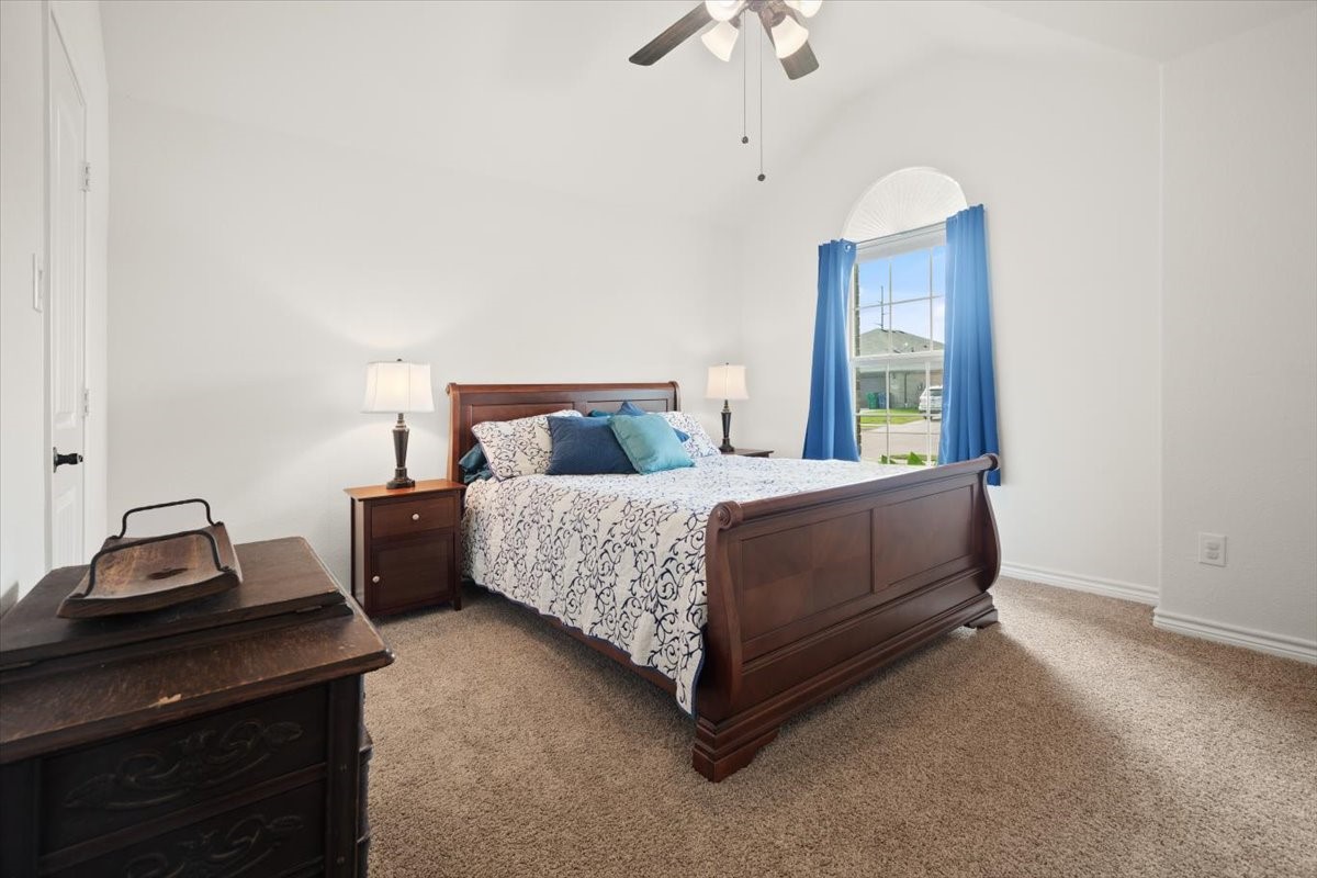 1420 Glade Meadows Drive Burleson TX 76058