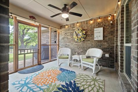 1420 Glade Meadows Drive Burleson TX 76058