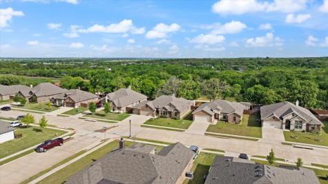 1420 Glade Meadows Drive Burleson TX 76058