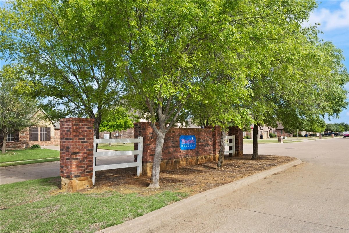 1420 Glade Meadows Drive Burleson TX 76058