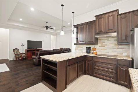 1420 Glade Meadows Drive Burleson TX 76058