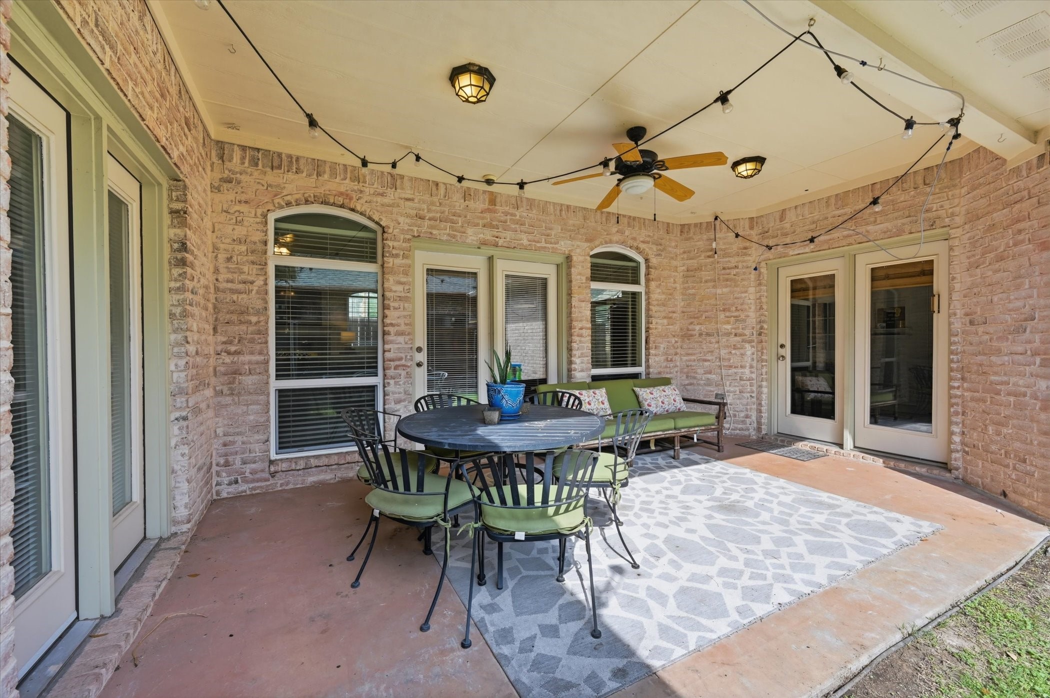 3332 W 4th Street Fort Worth TX 76107