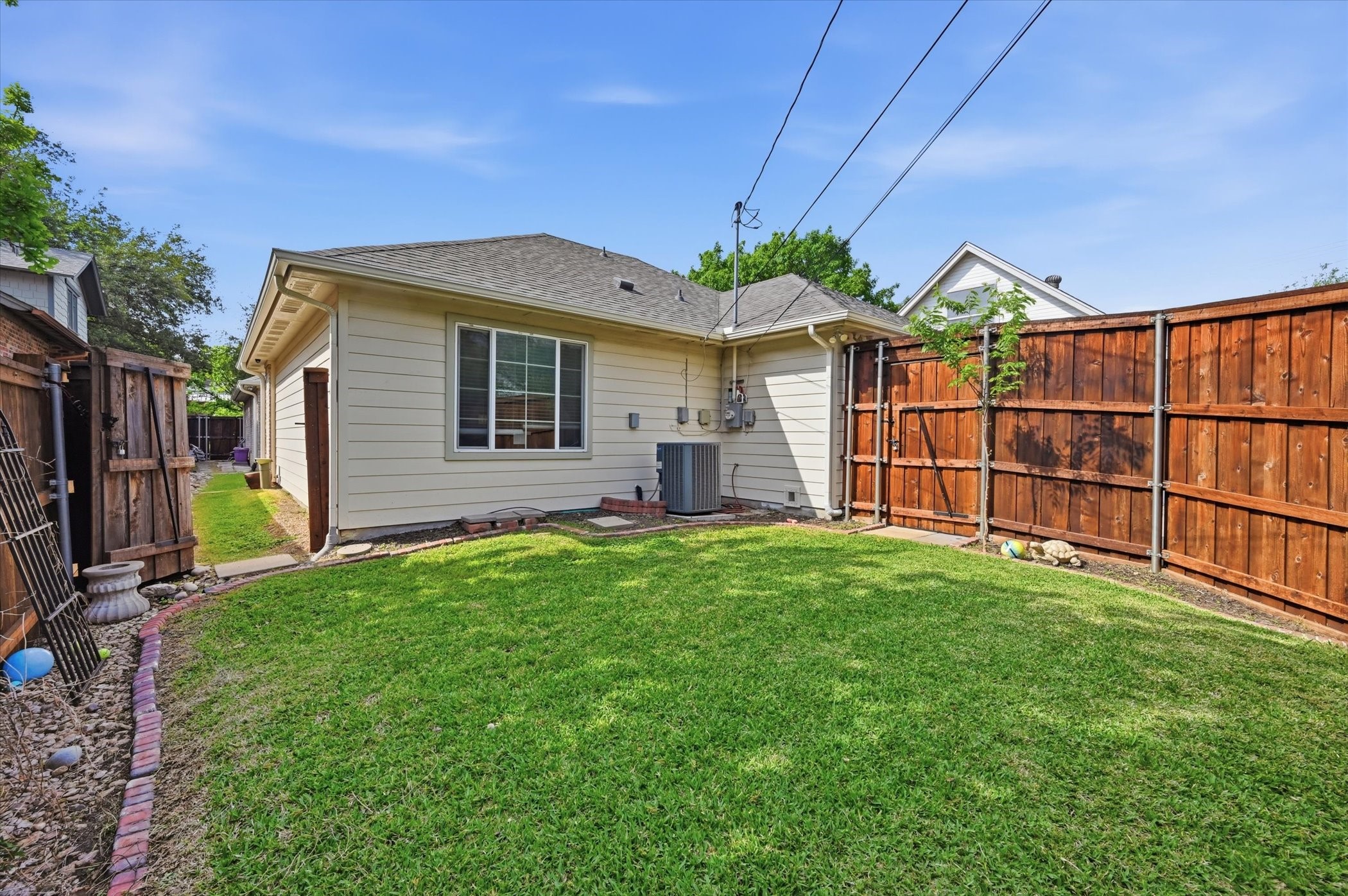 3332 W 4th Street Fort Worth TX 76107