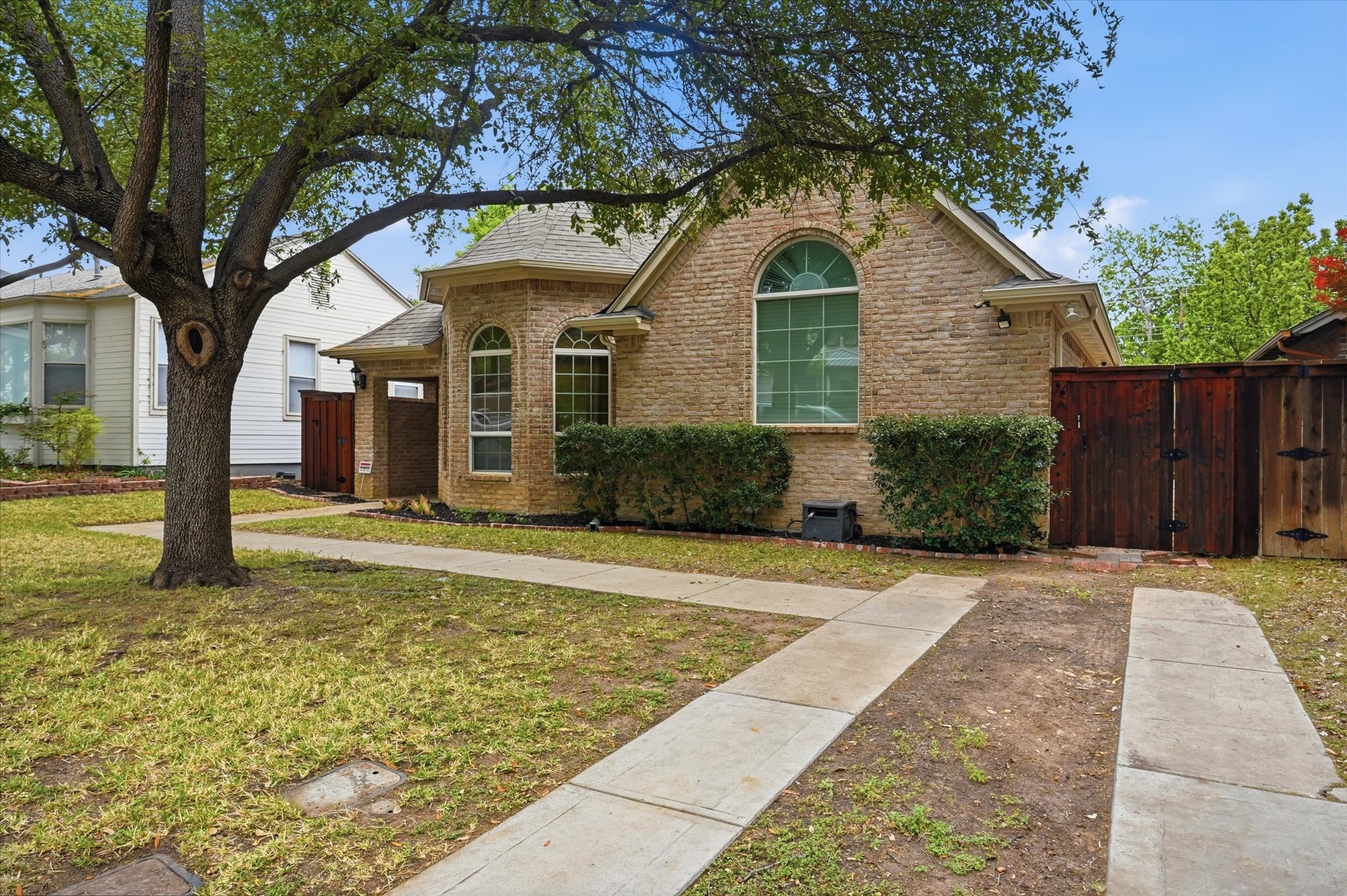 3332 W 4th Street Fort Worth TX 76107