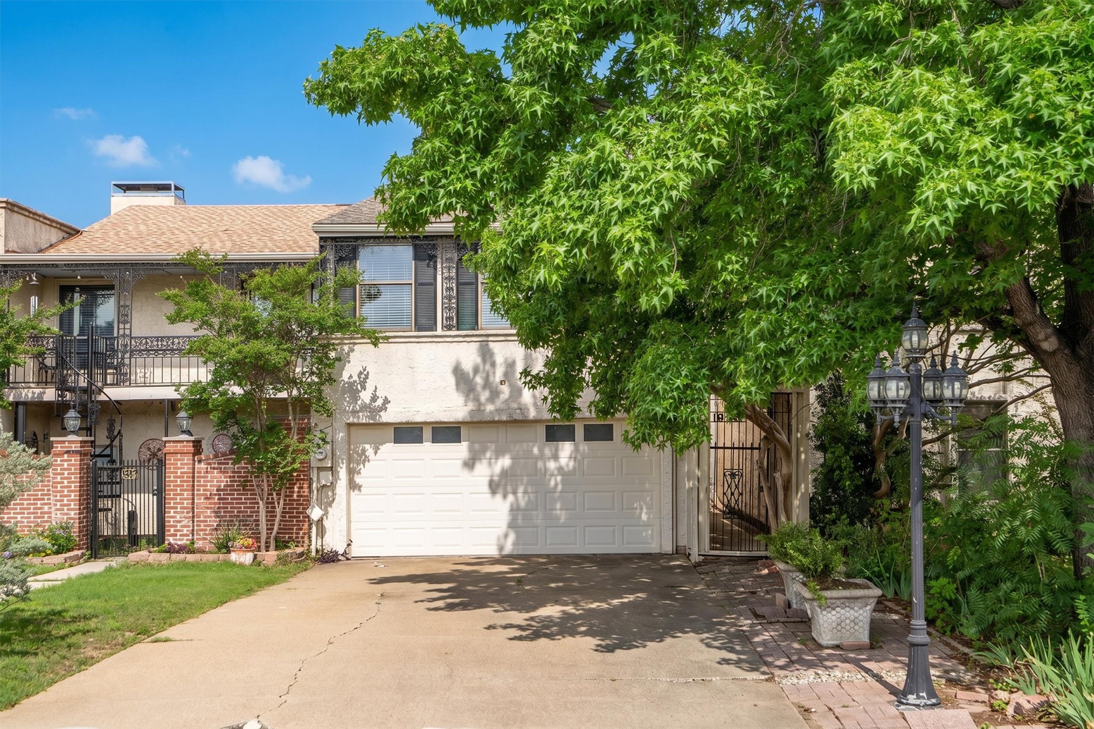 1859 Amber Lane Carrollton TX 75007