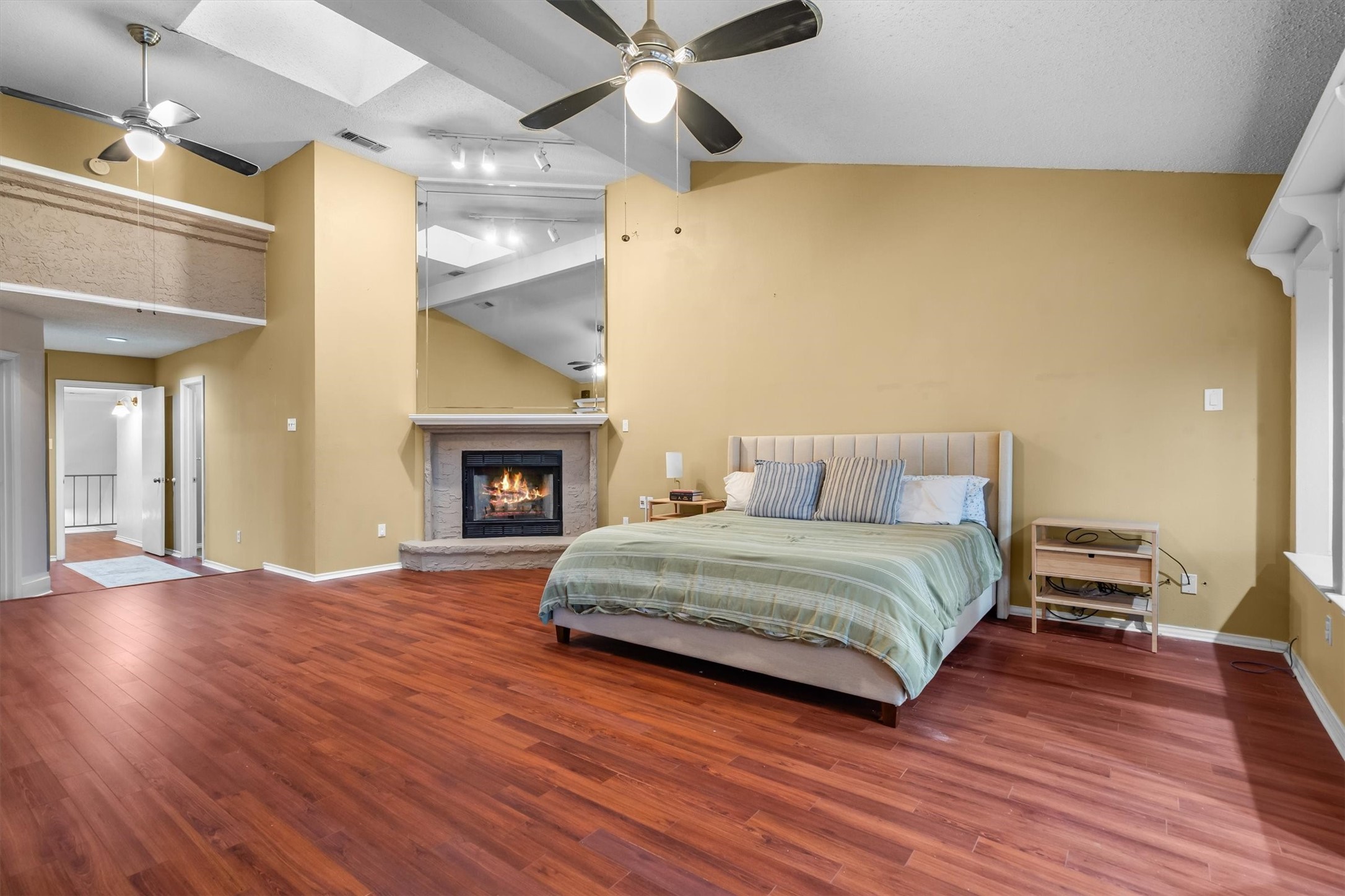 1859 Amber Lane Carrollton TX 75007