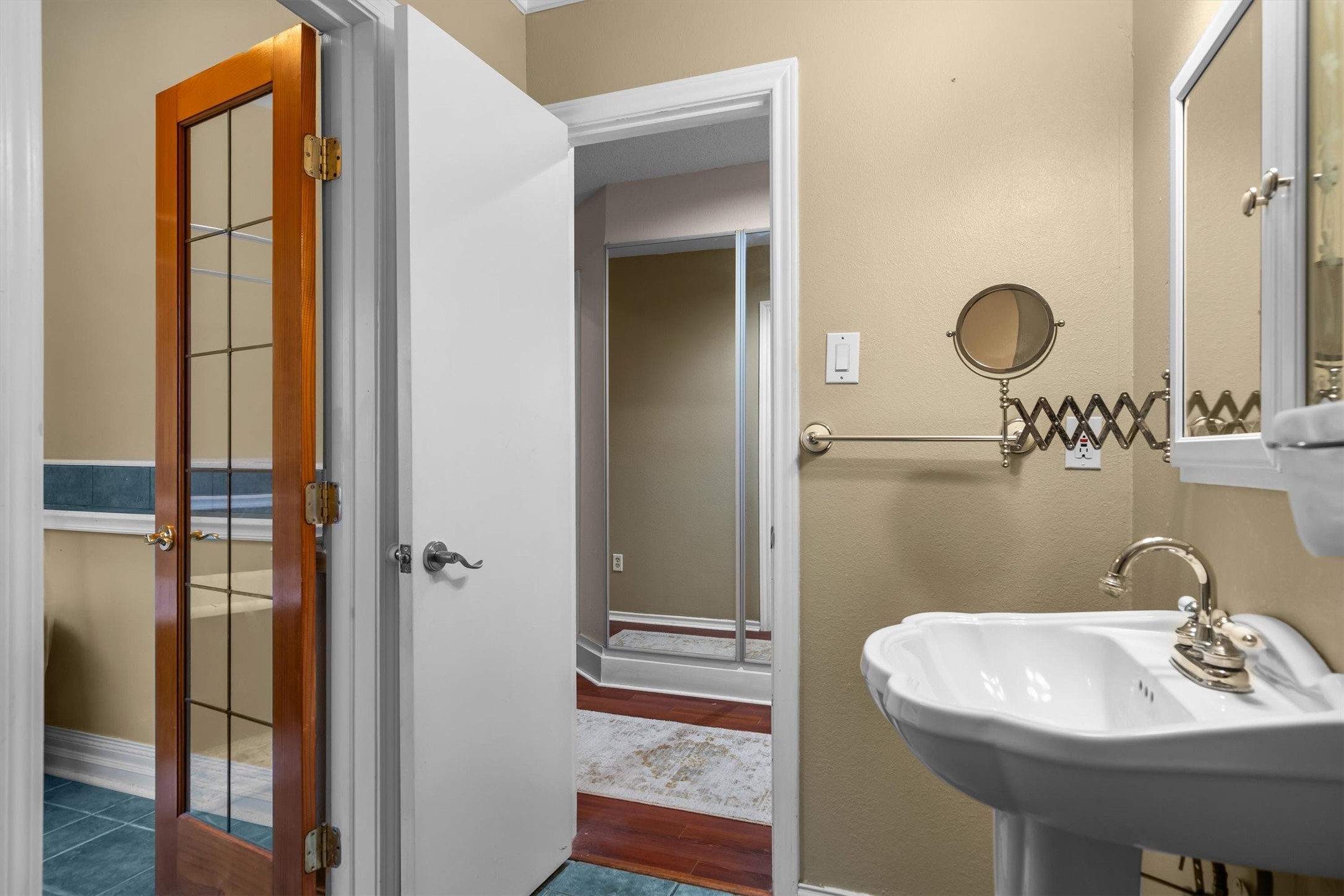 1859 Amber Lane Carrollton TX 75007