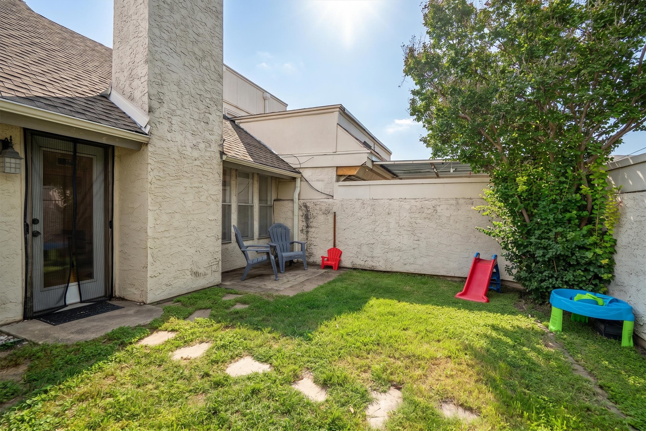 1859 Amber Lane Carrollton TX 75007