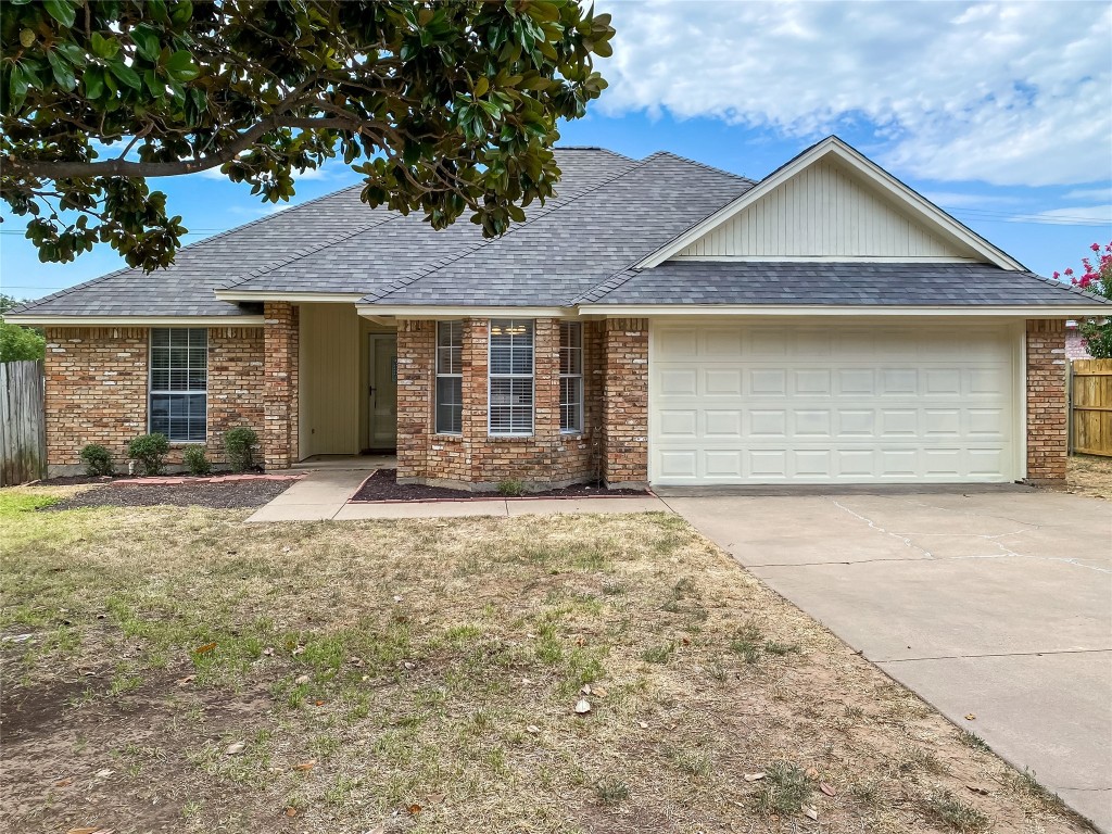 1314 Pamela Drive Weatherford TX 76086