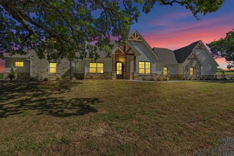 201 Red Oak Drive Decatur TX 76234