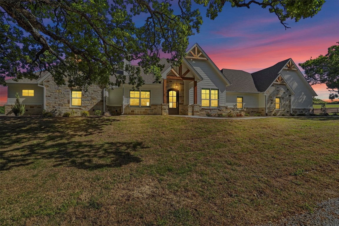 201 Red Oak Drive Decatur TX 76234