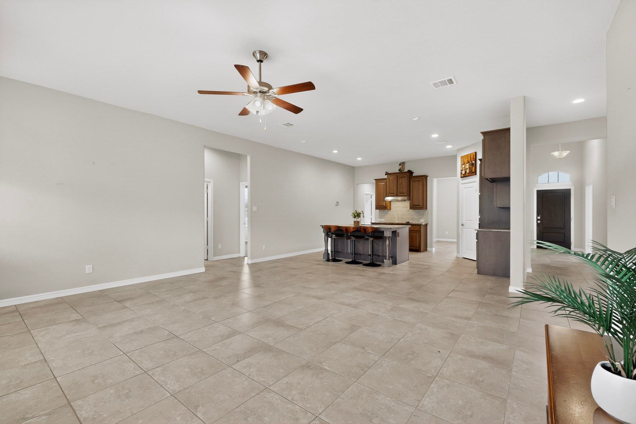 7811 Links Drive Arlington TX 76001