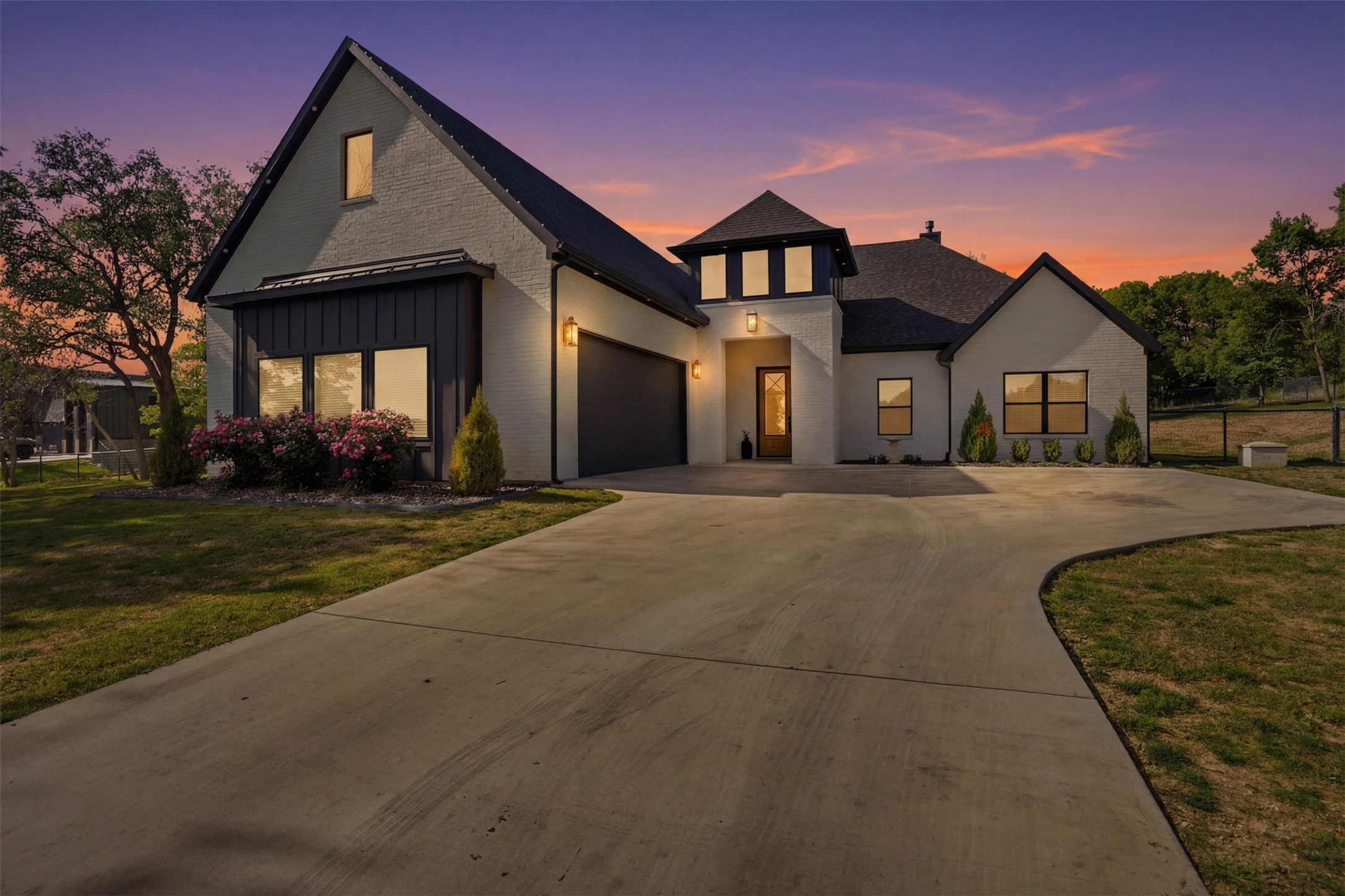 305 Glade Valley Road Azle TX 76020