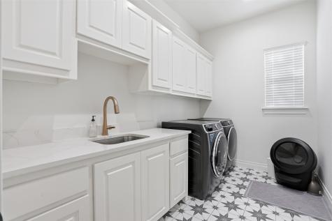 305 Glade Valley Road Azle TX 76020