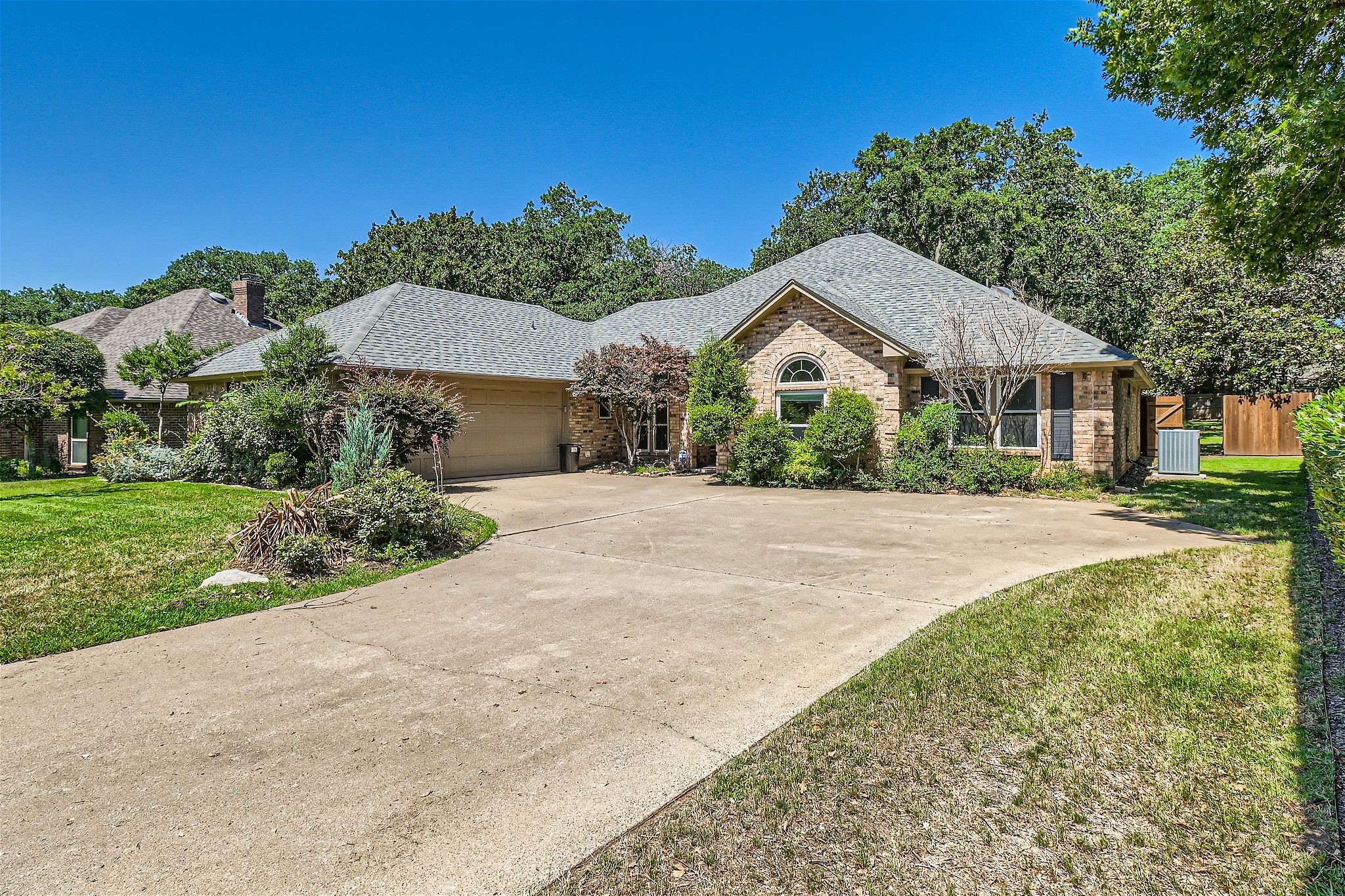 409 Schooner Drive Azle TX 76020